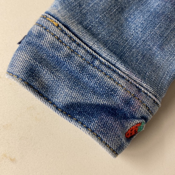 Barely used jacket by 4 y/o.  Perfect condition not a stitch out of place. - Picture 8 of 10